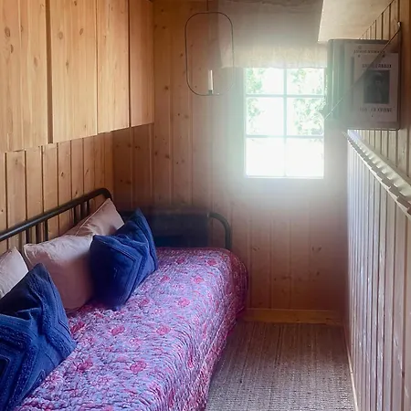 度假居 Modern And Traditional On Krokskogen