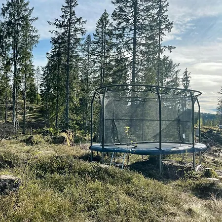 Modern And Traditional On Krokskogen 度假居